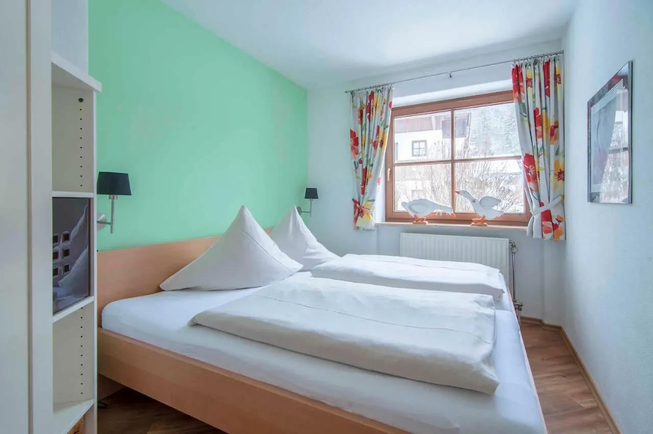 Am Sonneneck - Wohnung 1 Ruhpolding 0*,